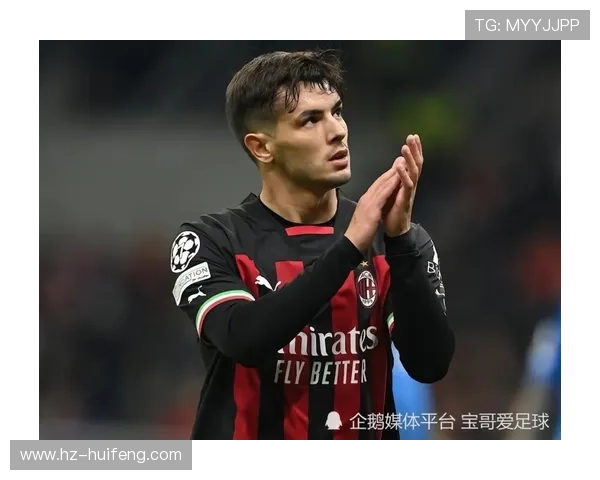 德转评选年度最佳左边锋候选人名单揭晓迪亚斯克瓦拉拉菲尼亚维尼修斯争夺荣誉